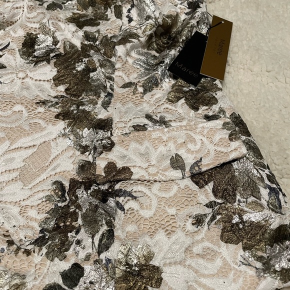 Gold Foil Floral Lace Strapless Top - Picture 5 of 6